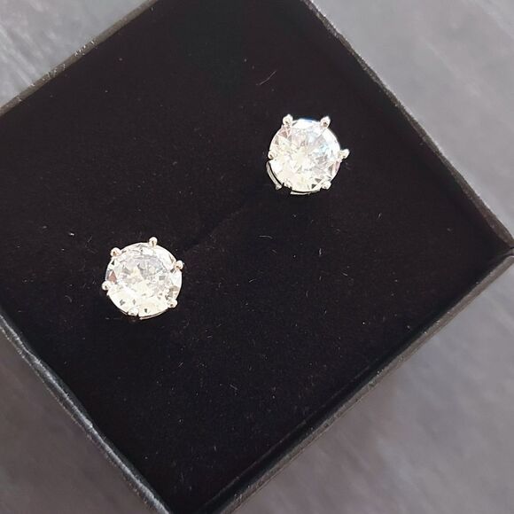 14K Gold Plated 925 Silver Sterling Cubic Zircon Stud Earrings 7mm - Picture 3 of 8
